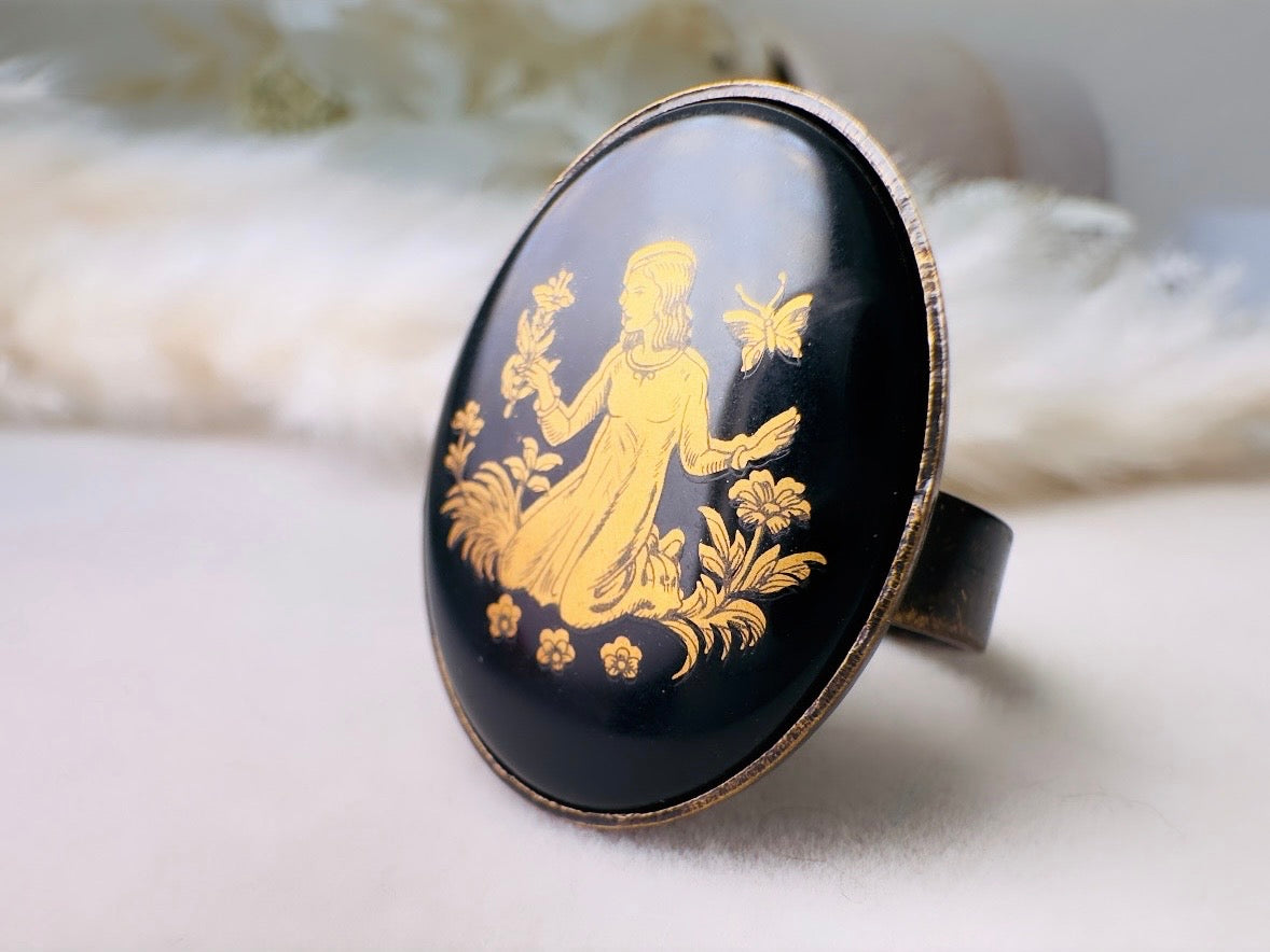Virgo Zodiac Ring, Vintage Black Glass Astrology Ring, August September Birthday Gift, Adjustable Thick Band Antique Bronze Ring