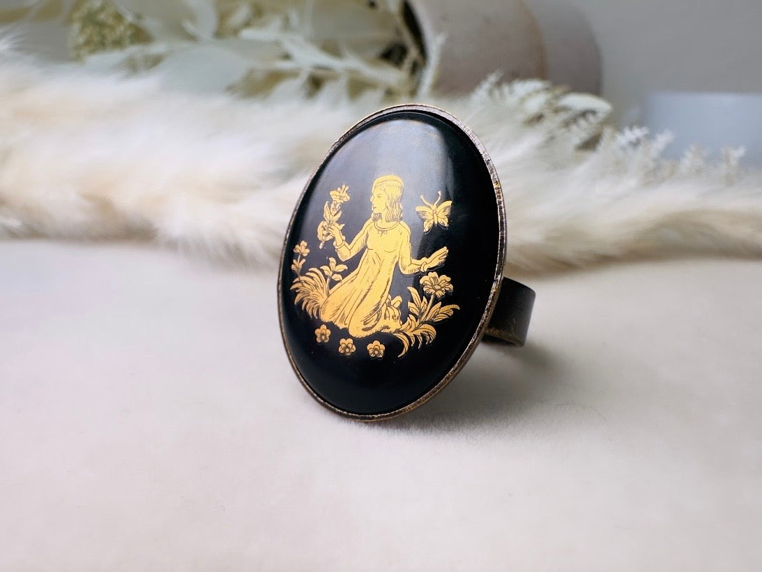 Virgo Zodiac Ring, Vintage Black Glass Astrology Ring, August September Birthday Gift, Adjustable Thick Band Antique Bronze Ring