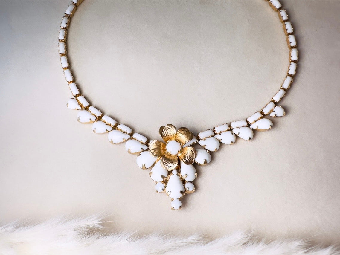 White Milk Glass Necklace, Vintage WEISS Gold 15" Flower Choker Bridal Necklace, Vintage Wedding Jewelry