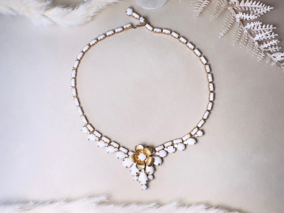 White Milk Glass Necklace, Vintage WEISS Gold 15" Flower Choker Bridal Necklace, Vintage Wedding Jewelry