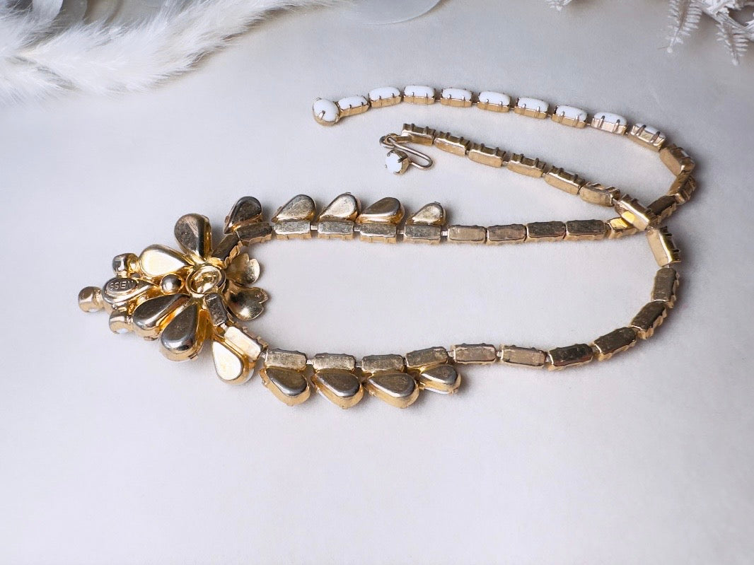 White Milk Glass Necklace, Vintage WEISS Gold 15" Flower Choker Bridal Necklace, Vintage Wedding Jewelry