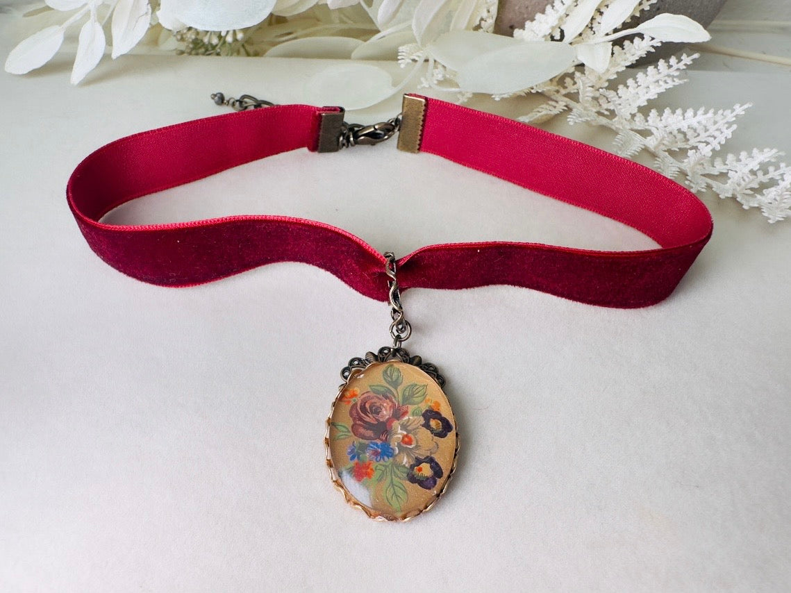 Wine Red Velvet Choker Necklace with Antique Glass Flower Pendant, Burgundy Victorian Ribbon Choker with Floral Cameo Holiday Necklace