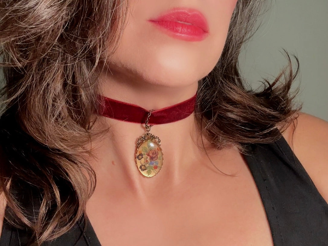 Wine Red Velvet Choker Necklace with Antique Glass Flower Pendant, Burgundy Victorian Ribbon Choker with Floral Cameo Holiday Necklace