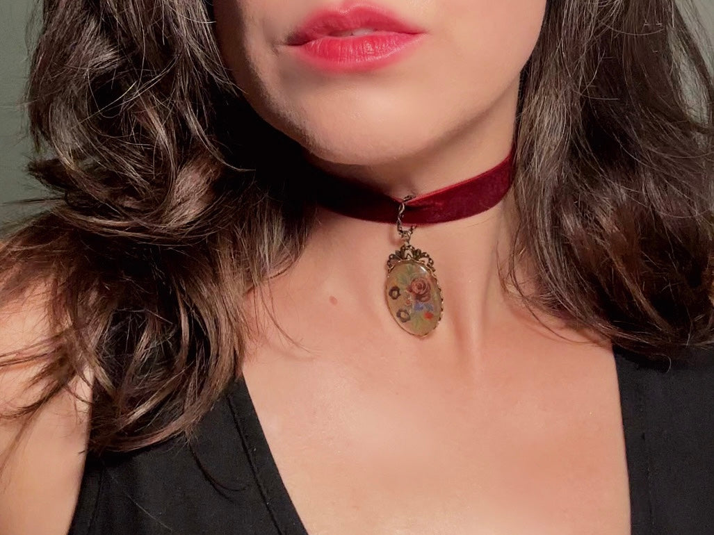 Wine Red Velvet Choker Necklace with Antique Glass Flower Pendant, Burgundy Victorian Ribbon Choker with Floral Cameo Holiday Necklace