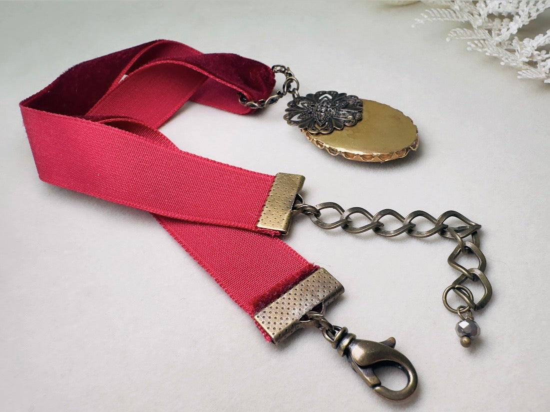 Wine Red Velvet Choker Necklace with Antique Glass Flower Pendant, Burgundy Victorian Ribbon Choker with Floral Cameo Holiday Necklace