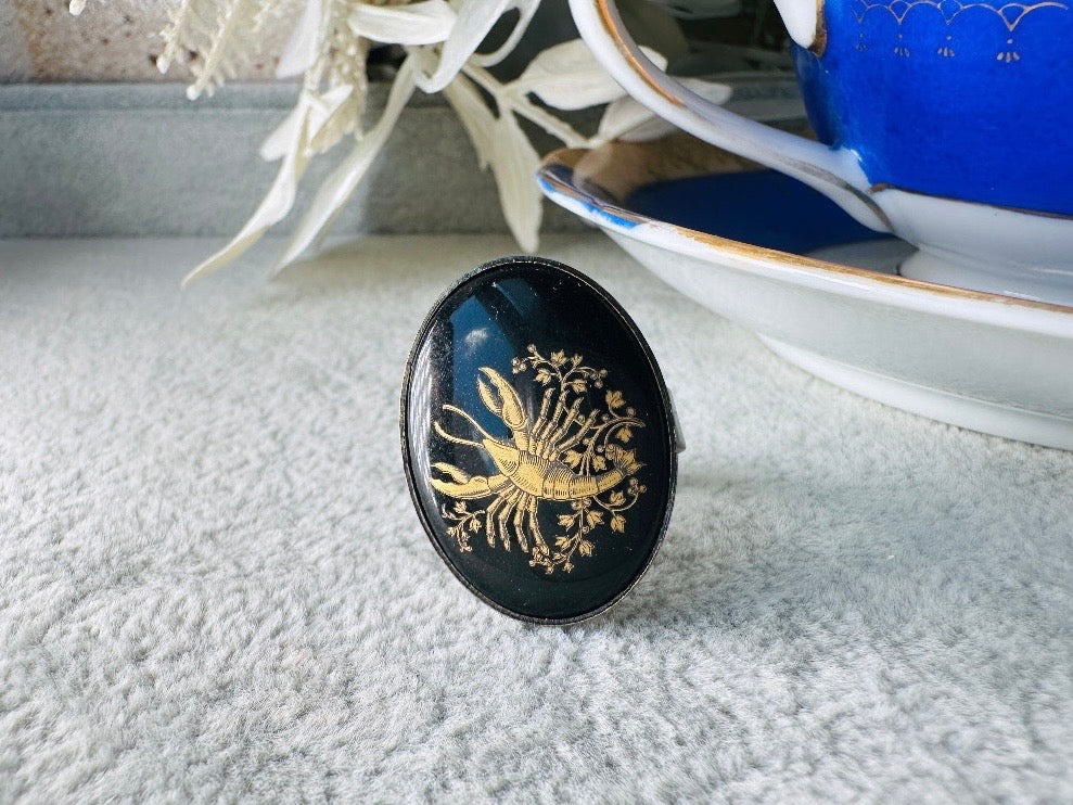 Zodiac Cancer Ring, Black Vintage Astrology Glass Cameo Ring with Gold Etching, Adjustable Thick Antique Bronze Band