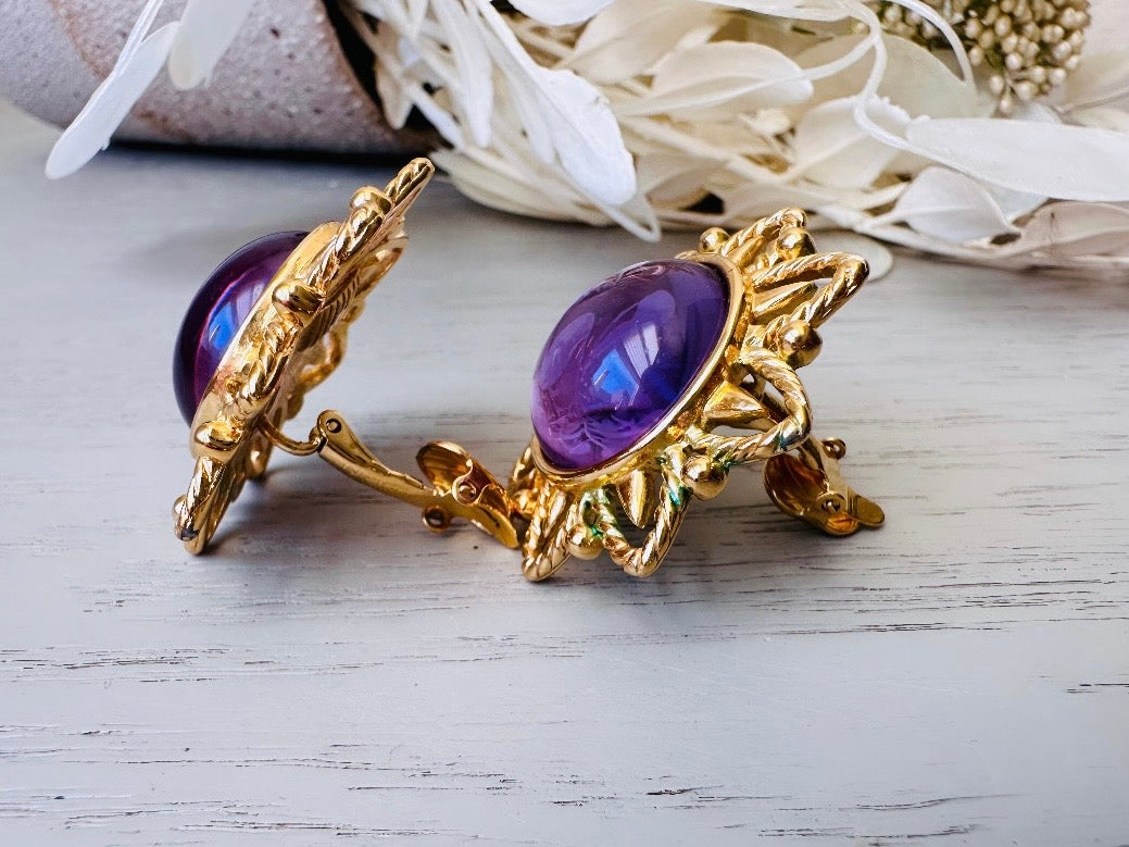 close up designer Purple Trifari Jelly Belly Sun Earrings, Rare Moonglow Violet Domed Glass Earrings