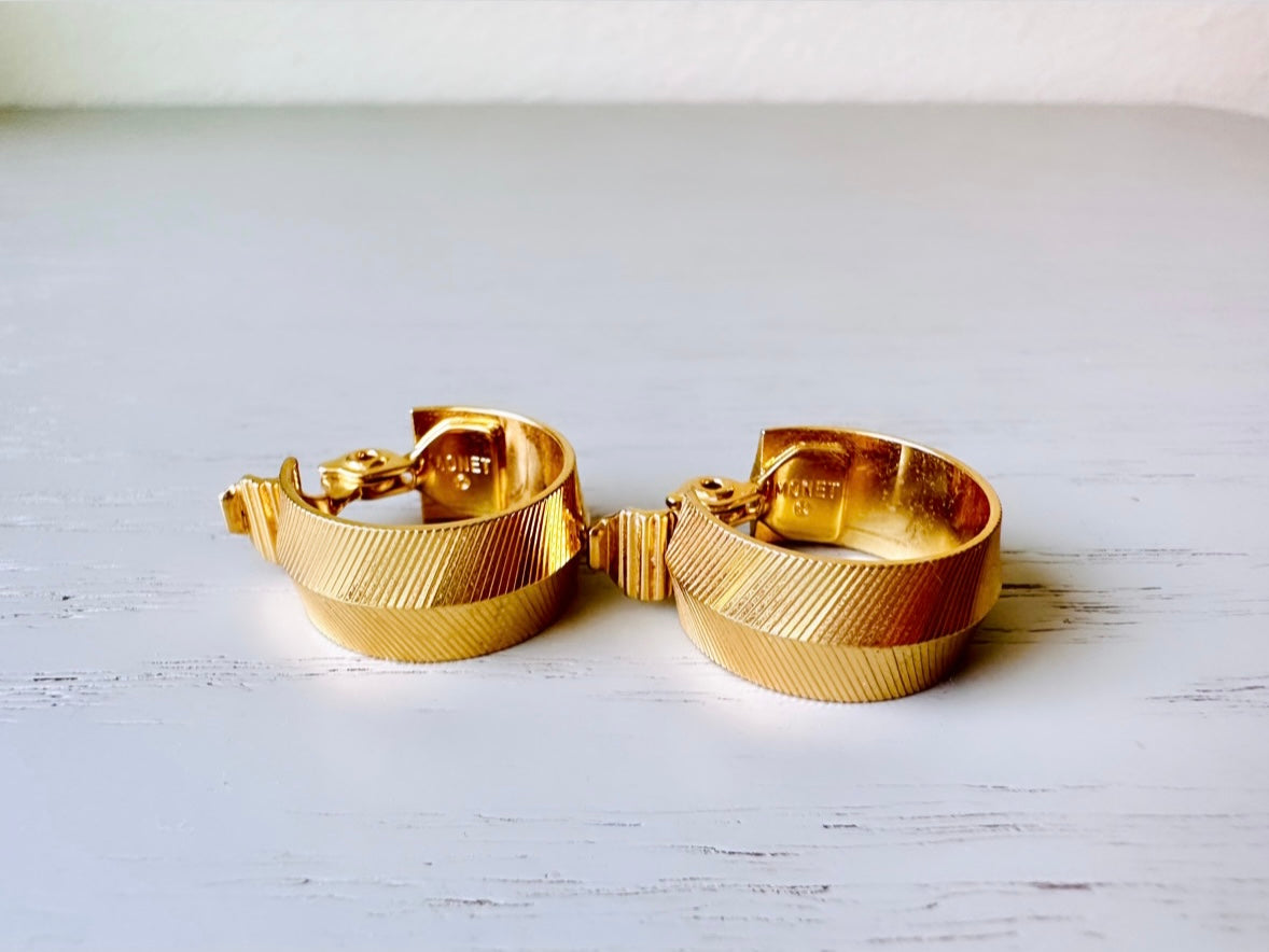 Textured Gold Hoop Earrings, Vintage 1980s Monet Huggie Clip On Earrings, Lightweight Classic Gold Earrings 7/8" Clip-On Hoops Non-Pierced