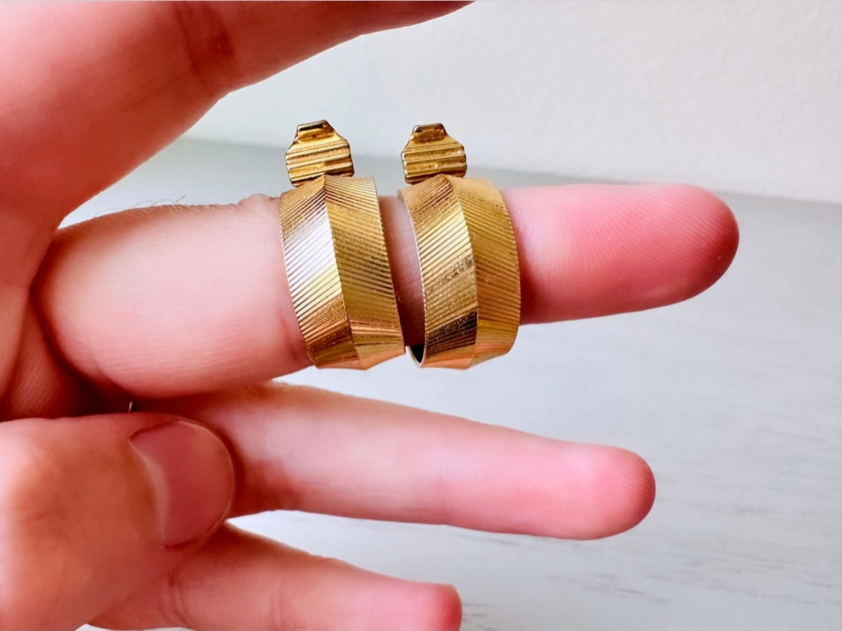 Textured Gold Hoop Earrings, Vintage 1980s Monet Huggie Clip On Earrings, Lightweight Classic Gold Earrings 7/8" Clip-On Hoops Non-Pierced