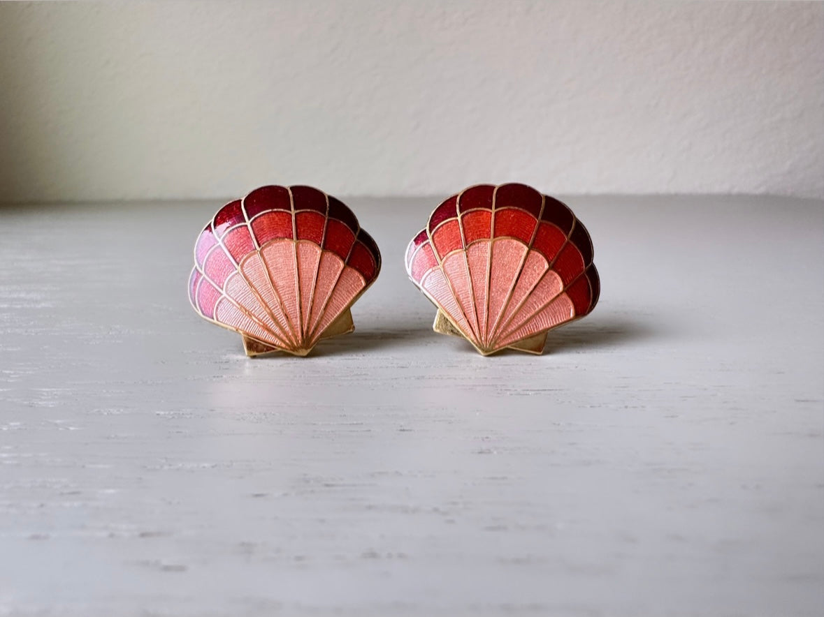 Orange SeaShell Earrings, 1980s Vintage Pierced Earrings, Peach Red and Gold Scallop Shaped Cloisonné 80's Vintage Shell Earrings