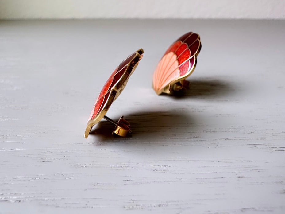 Orange SeaShell Earrings, 1980s Vintage Pierced Earrings, Peach Red and Gold Scallop Shaped Cloisonné 80's Vintage Shell Earrings