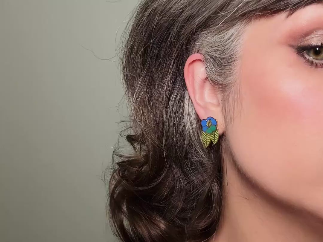 Laurel Burch Hibiscus Vintage Earrings, Blue and Green Flower Post Earrings from Piggle and Pop on Bethan Jayne video