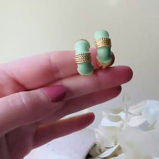 Vintage Mint Earrings, Signed Gay Boyer 80s Half Hoop Clip-On Earrings with Gold Rope Border video