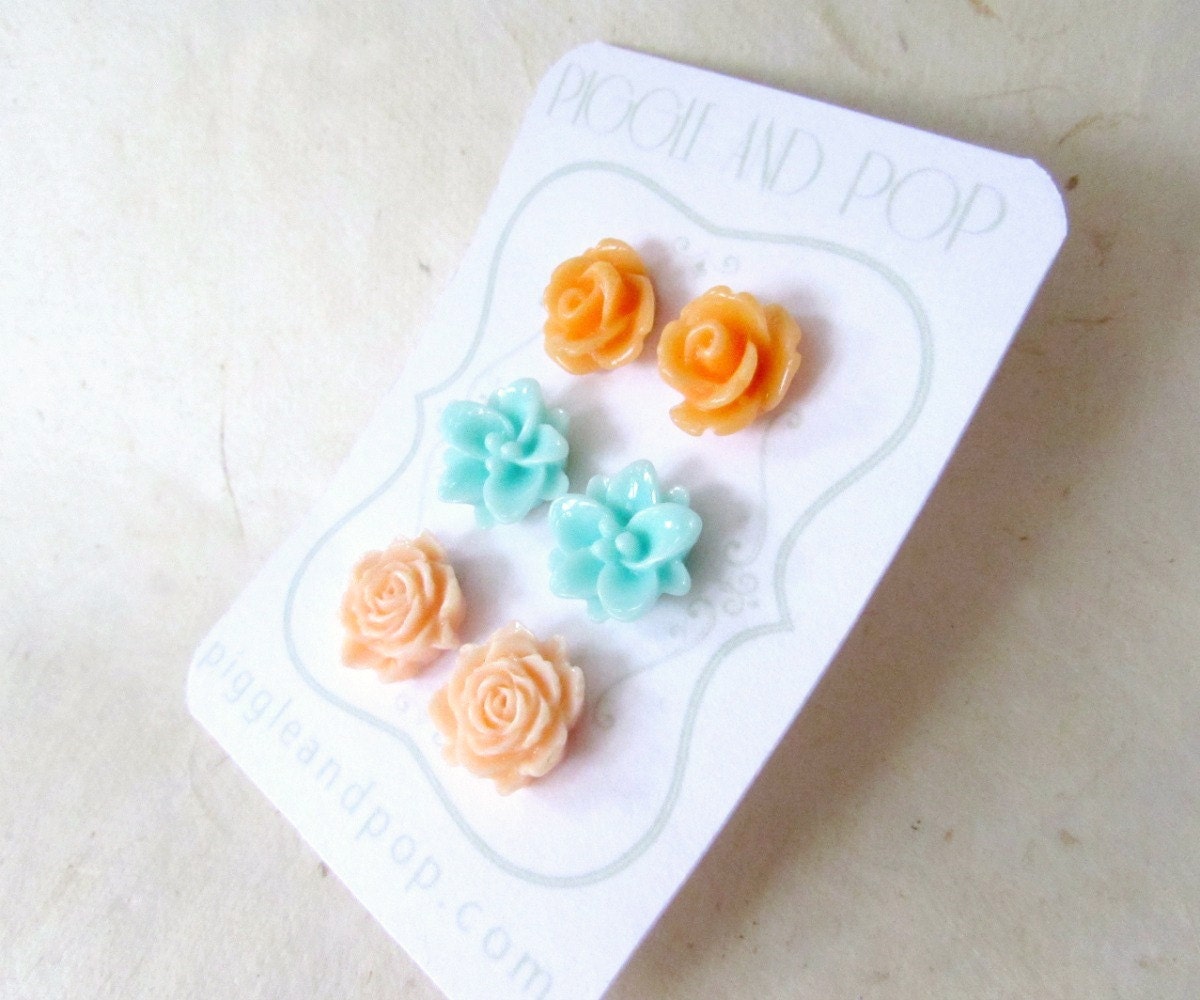 Flower Post Earrings Set, Mint and Peach, Earring Stud Set, Flower Earrings, Gift for Teen Girl, Small Stud Earring, Cute Rose Stud Earrings