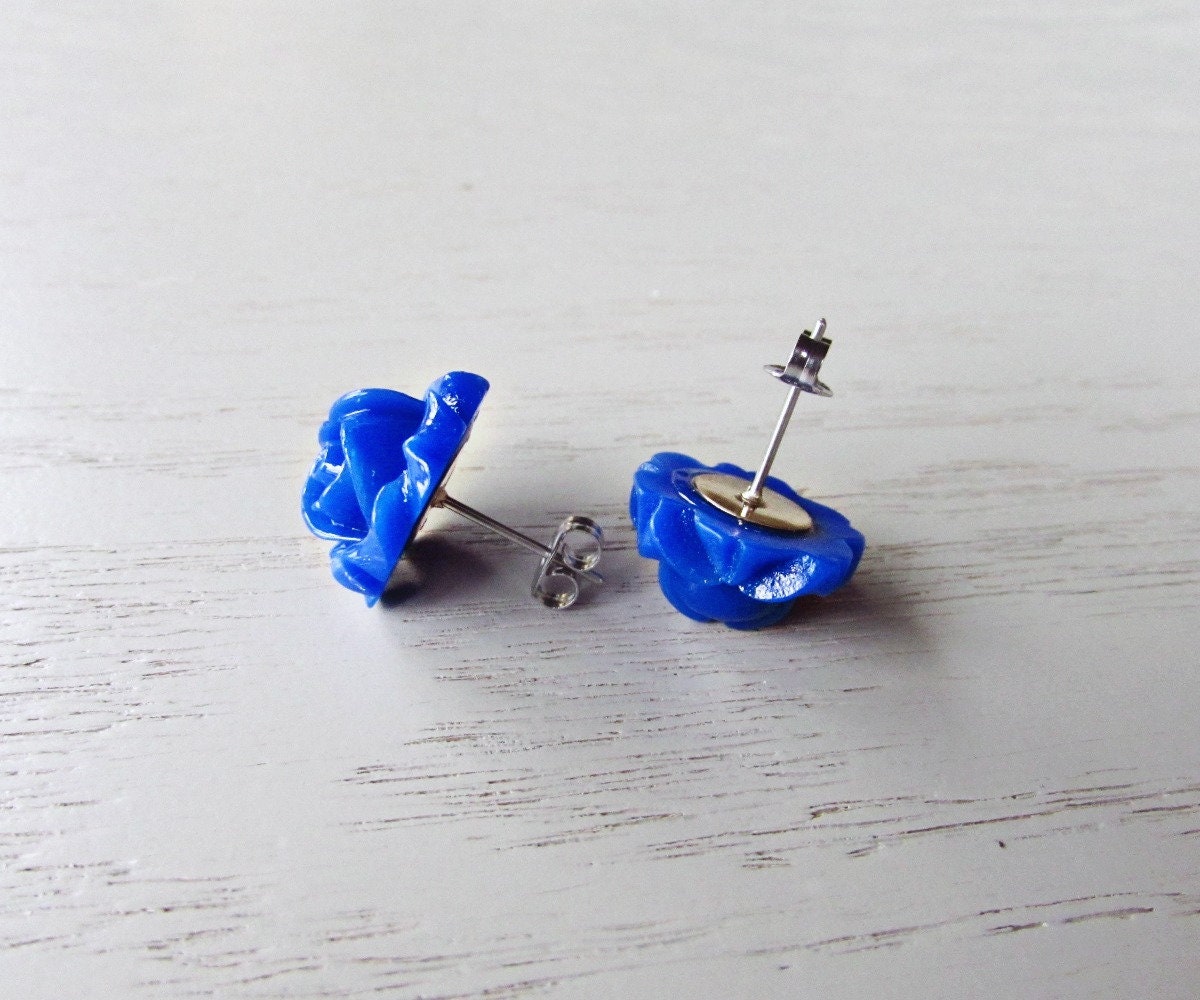Blue Rose Earrings, Flower Stud Earrings Cobalt Blue, Big Flower Earring, Large Stud Earring, Royal Blue Resin Stud Earring, Hypoallergenic