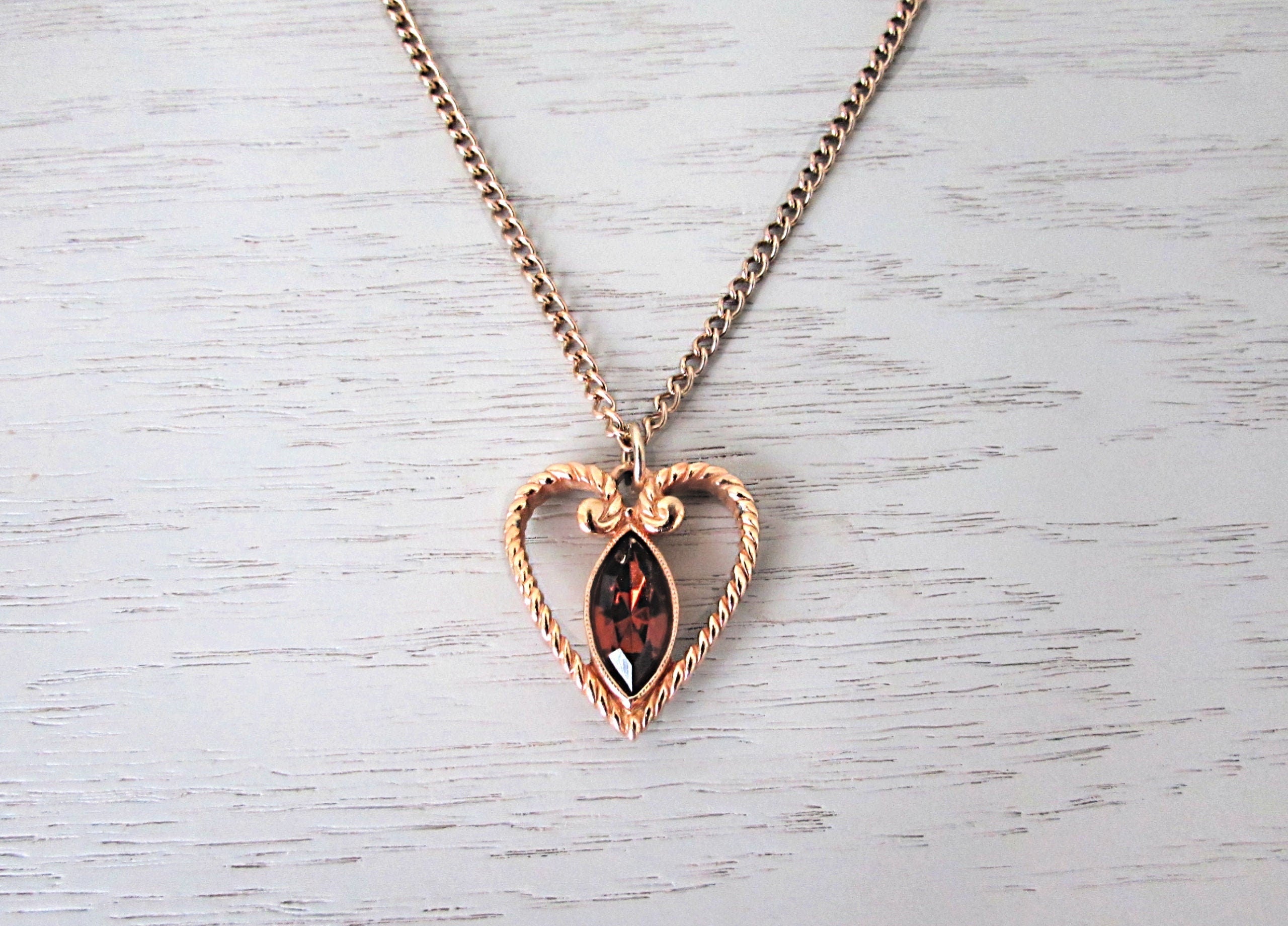 Vintage avon hot sale heart necklace