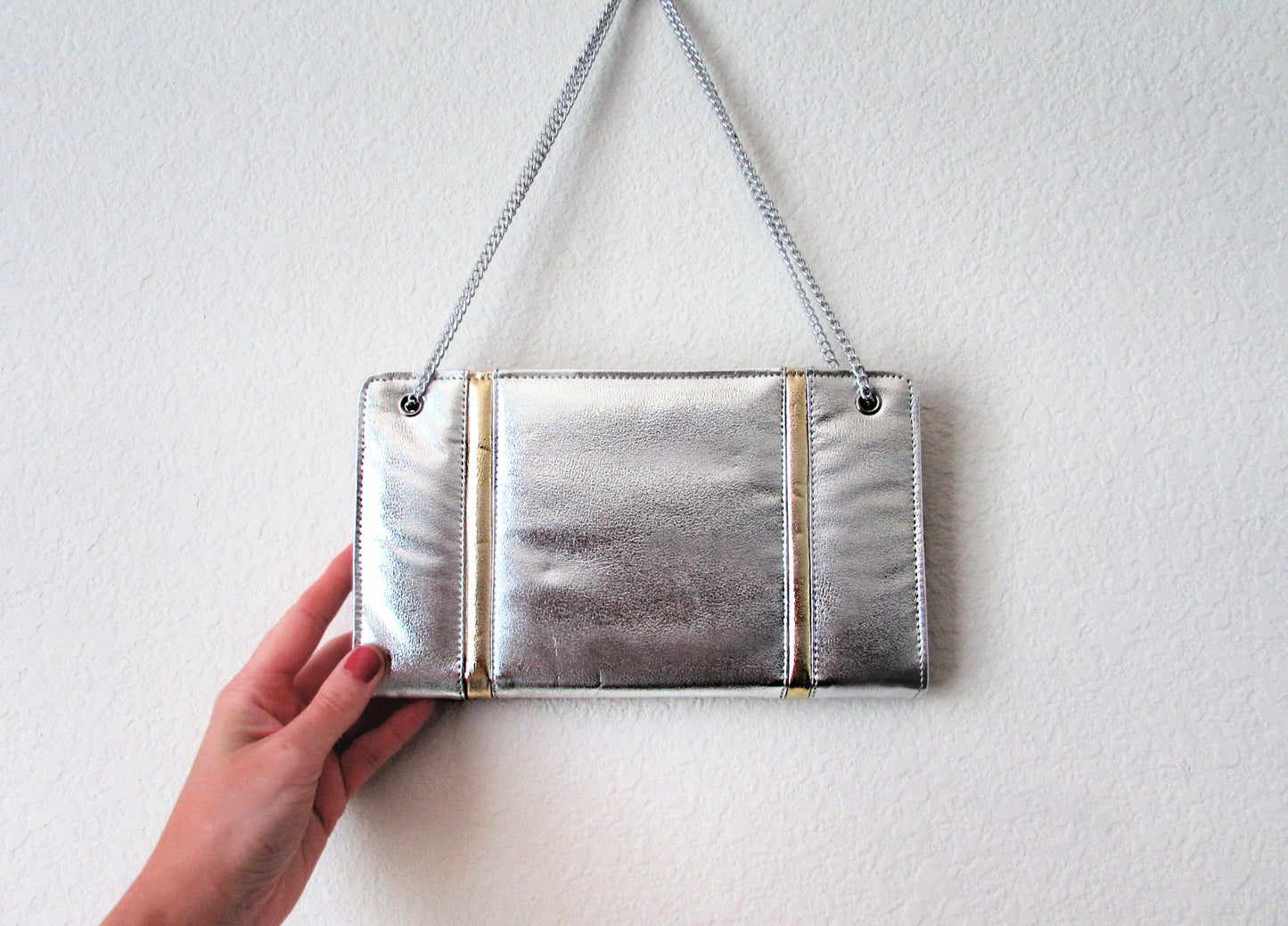 Vintage Silver Clutch, Metallic Silver Walborg Clutch, 1960s Glam Evening Bag, Retro Silver and Gold Metallic Handbag with Chain Strap