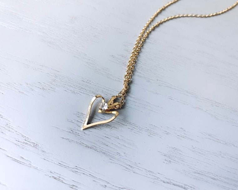 Vintage Heart Necklace with Rhinestone, Fine Chain Necklace with Heart Cut Out Charm Pendant, Gold Tone Dainty Vintage Necklace