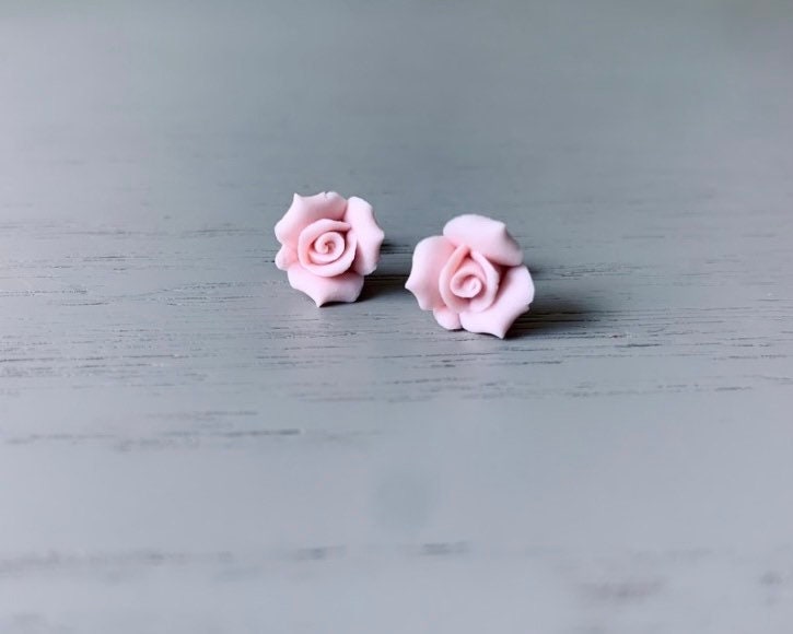 Solitaire stud earrings, Round cut, Pink, Rose gold-tone plated | Swarovski