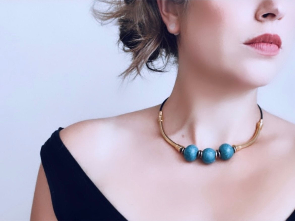 Blue Stone and Gold Bar Necklace, 1990s Vintage Necklace, Teal Gold and Black 90's Necklace, Cute Everyday Necklace
