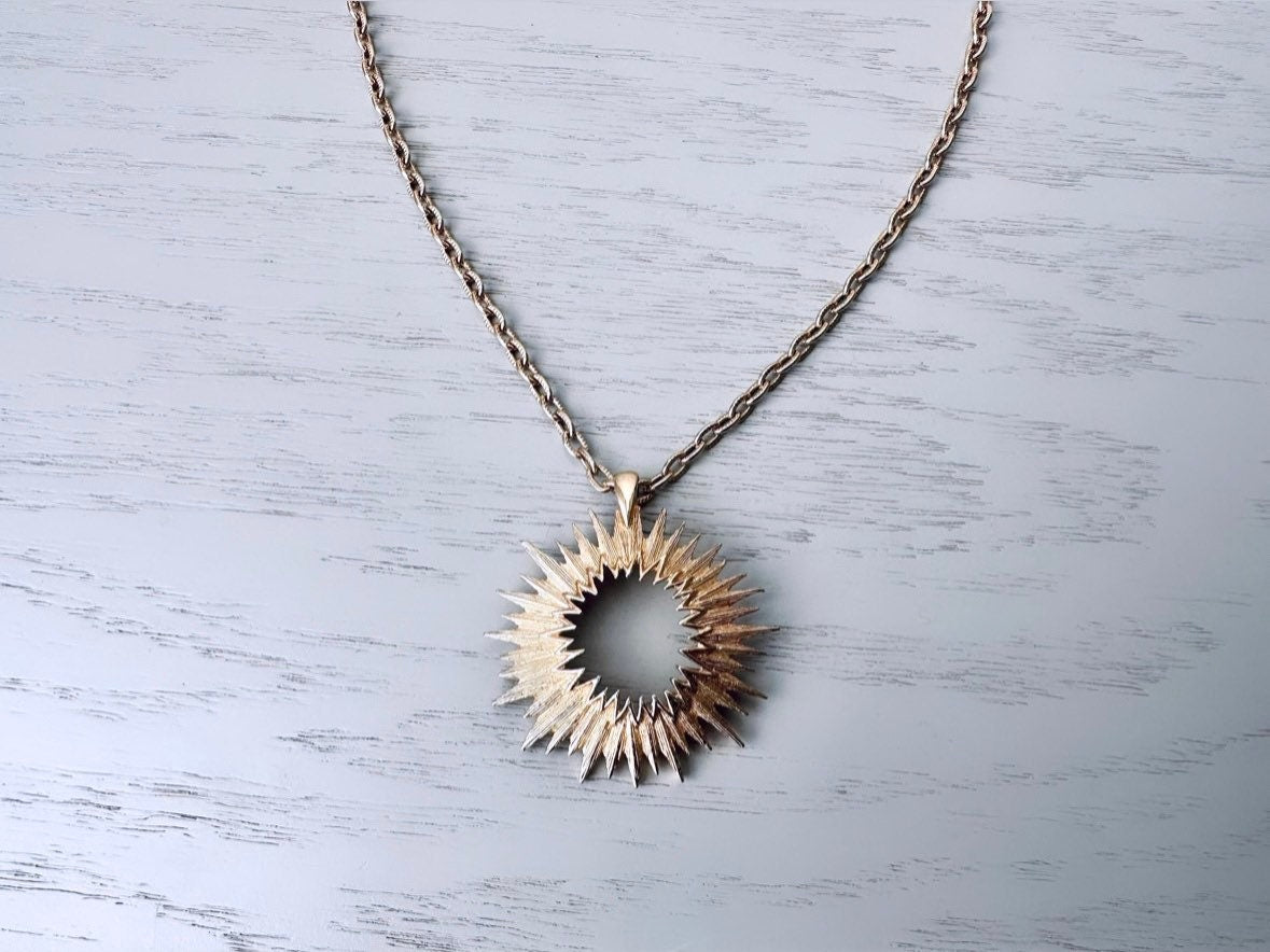 Sarah Coventry Outer Space Necklace in Gold from Piggle and Pop