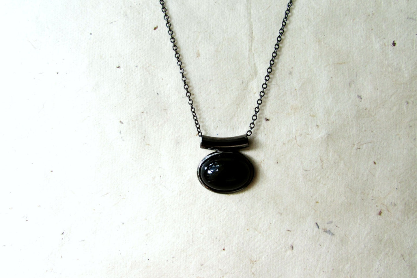 Jet Black Gemstone Necklace, Black Onyx Necklace, Minimalist Natural Stone Pendant Necklace, Onyx Cabochon Necklace in Gunmetal Silver