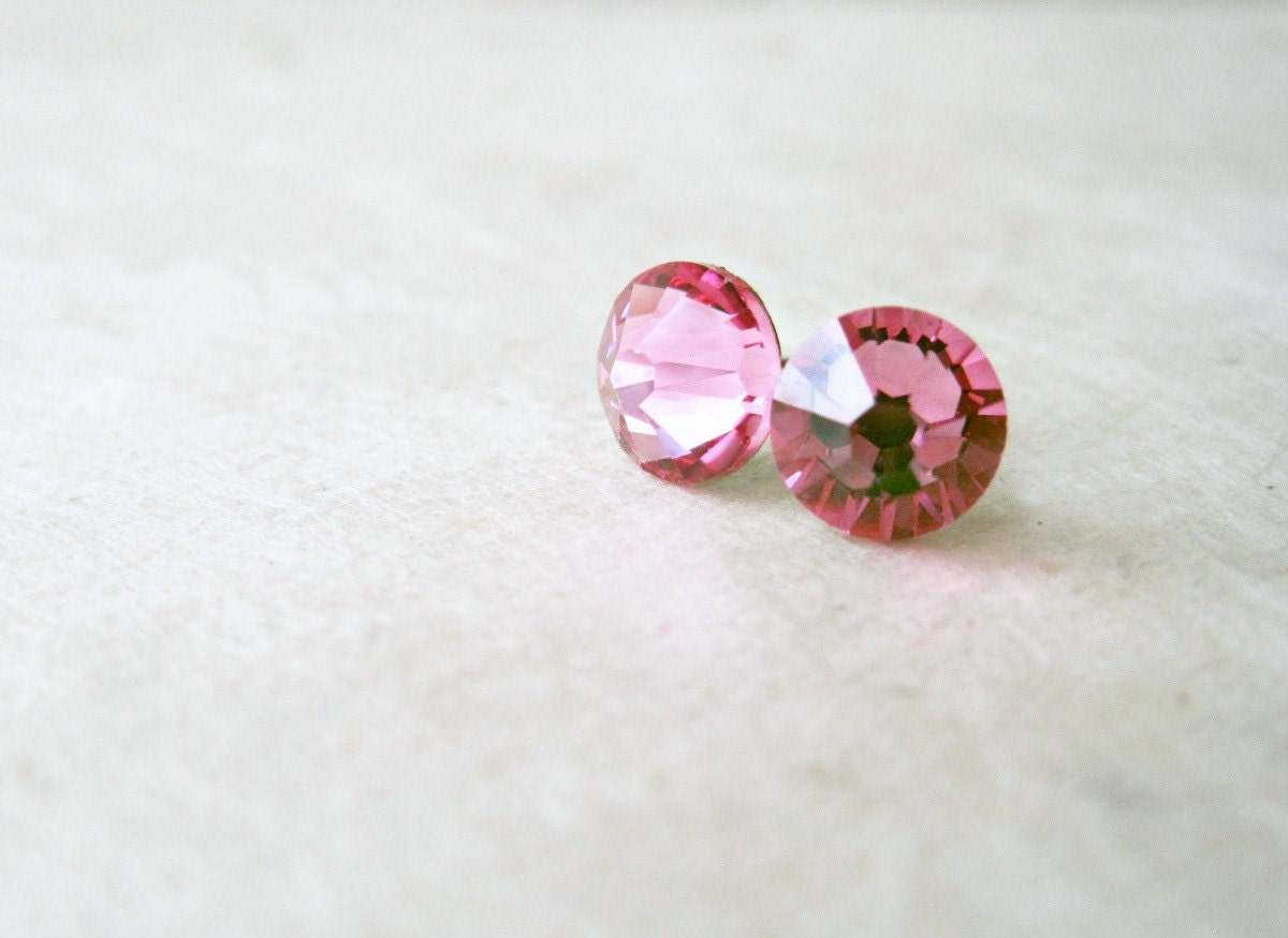 Pink Stud Earrings, Rose Pink Earring, Small Crystal Earrings, Blush Pink Wedding, Swarovski Earrings, Simple Post Earring, Pink Bridesmaids