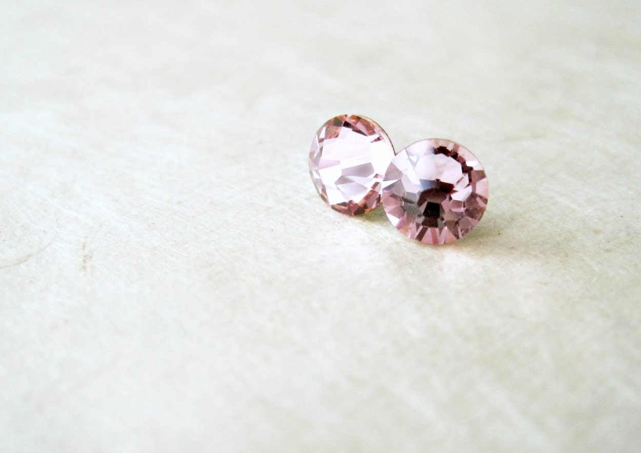Pink Crystal Studs, Blush Pink Earrings. Pink Stud Earrings, Swarovski Post Earrings, Faceted Stone Earrings, Light Pink Bridesmaid Jewelry
