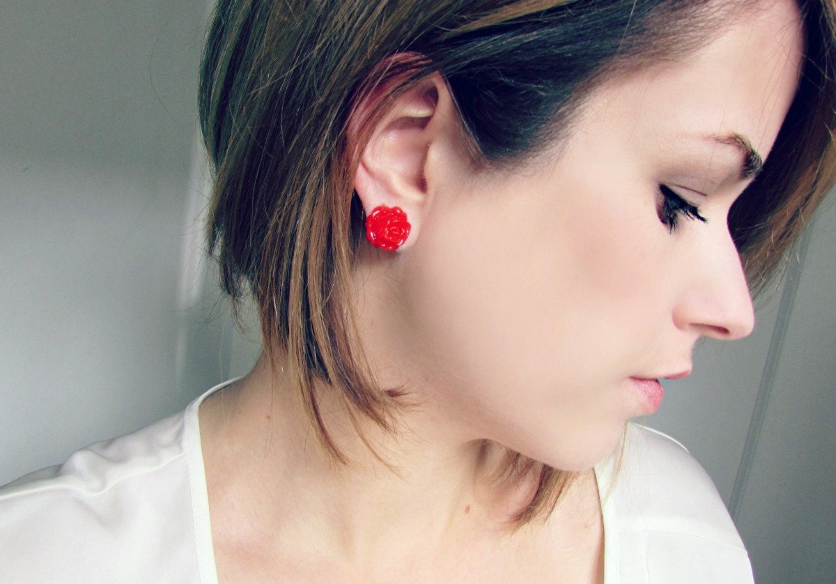 Red Rose Earrings, Rose Stud Earring, Big Flower Earrings, Red Rosebud Flower Stud Earrings, Resin Rose Studs, Hypoallergenic Post Earrings
