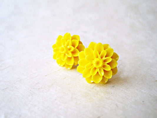 Yellow Flower Studs, Big Flower Earrings, Yellow Chrysanthemum, Stud Earrings, Sunflower Earrings, Resin Flower Jewelry, Cute Colorful Studs