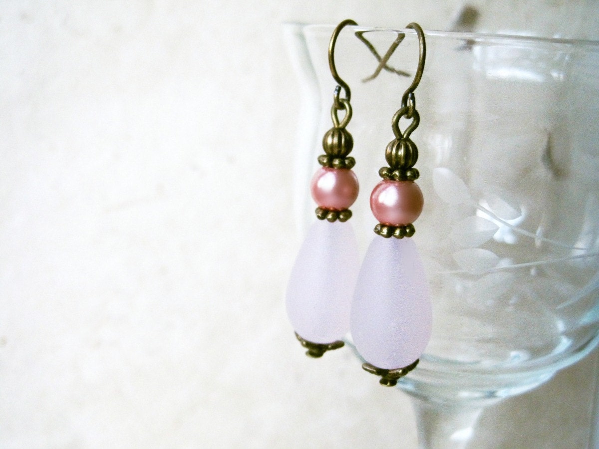 Pink Sea Glass Teardrop Earrings, Blush Pink Earrings, Small Beaded Earrings, Baby Pink Drop Earrings, Rose Pink Pearls, Victorian Earrings