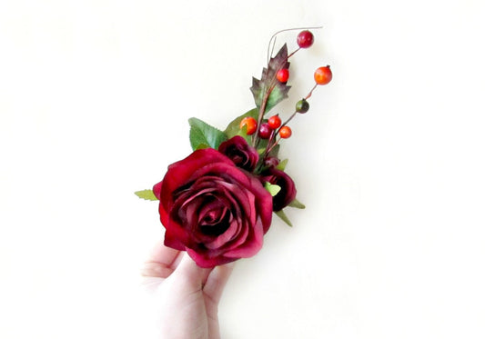 Red Rose Fascinator, Cranberry Red Hair Flower, Large Rose Clip, Statement Hair Piece, Silk Flower Fascinator, Rustic Wedding Floral Clip