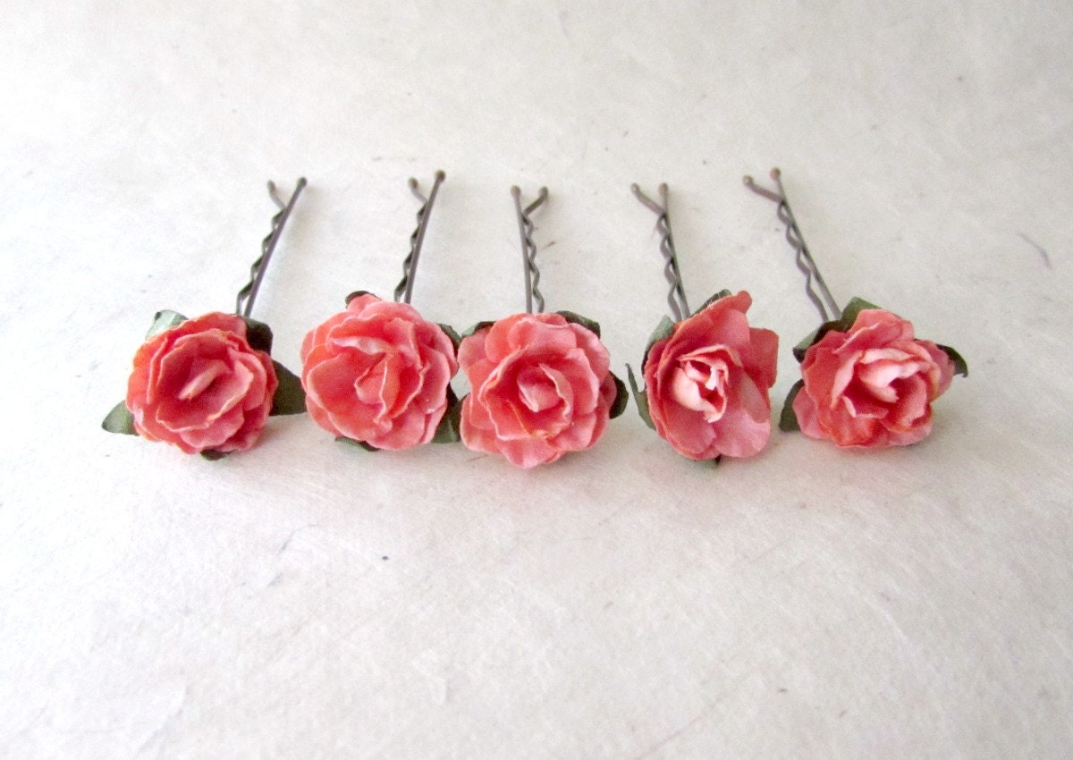 Coral Hair Flowers, Small Flower Hair Pins, Coral Pink Roses, Paper Rose Bobby Pins, Miniature Rose Bridesmaid Hair Accessories, Summer Hair MPR6