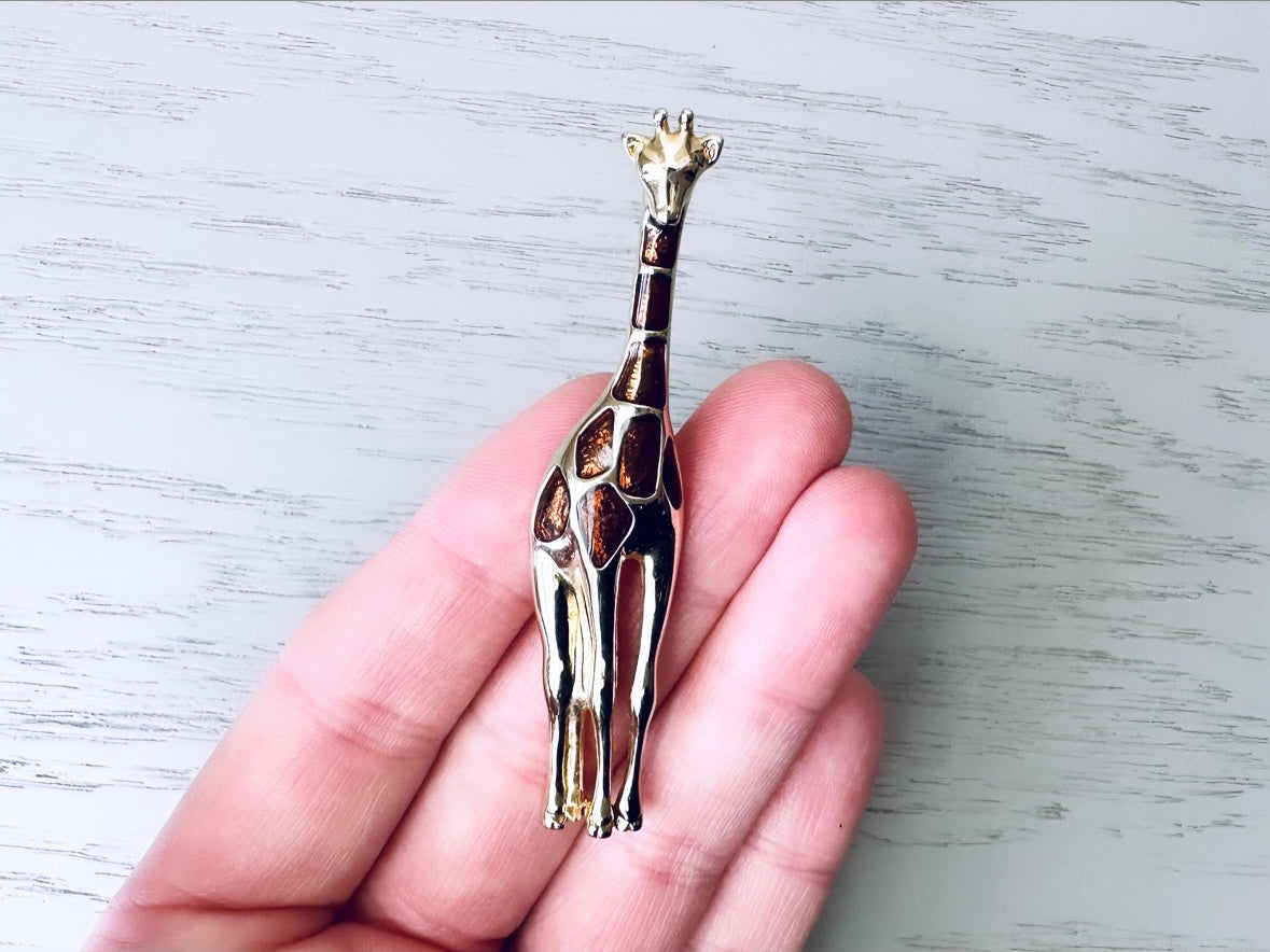 Giraffe Brooch Pin, Vintage Liz Clairborne    Gold Tone and Bronze Enameled Giraffe Pin, 1980s LC Giraffe Brooch