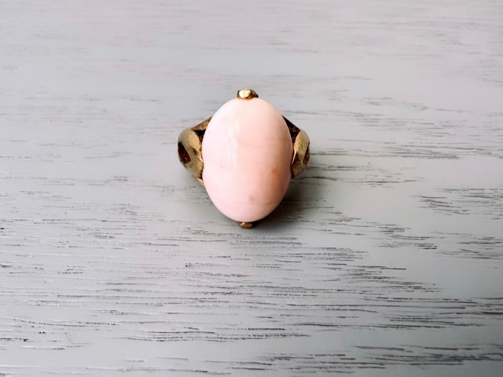 Vintage Gold Ring with Peach Oval Stone, Vintage Statement Ring, Oversized Faux Gemstone Ring, Chunky Costume Ring