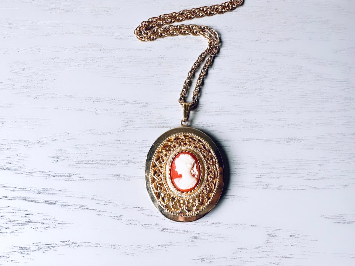 Vintage Victorian Cameo Locket Necklace, Gold Lois Jean Vintage Cameo Necklace, Antique Gold Victorian Revival Necklace, Peach Cream Cameo