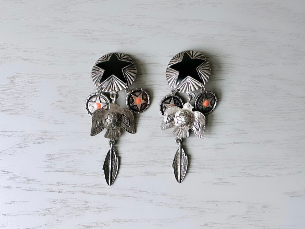 90s Vintage Clip-On Earrings with black enamel Star and Eagle from Piggle and Pop
