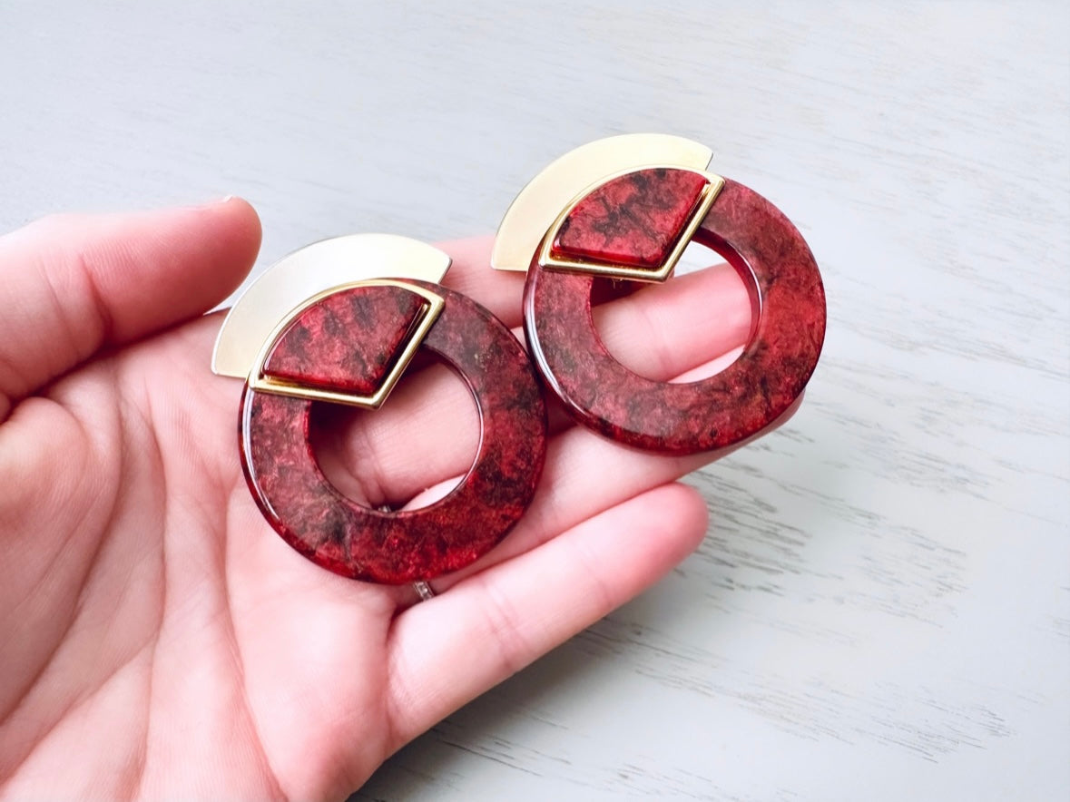 Large 80's Door Knocker Earrings, Vintage Marbled Red, Black + Gold Tone Abstract Acrylic Clip Earrings, 1980s Costume Jewelry