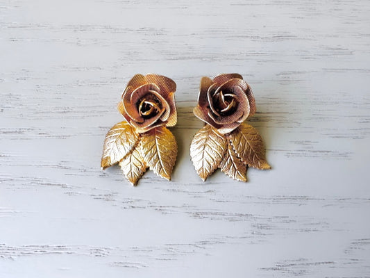 Vintage Gold Rose Earrings, Gold Filigree Leaf Clip On Earring, Detailed Antique Gold Floral Earrings,  Bridal Clip-Ons for Non-Pierced Ears